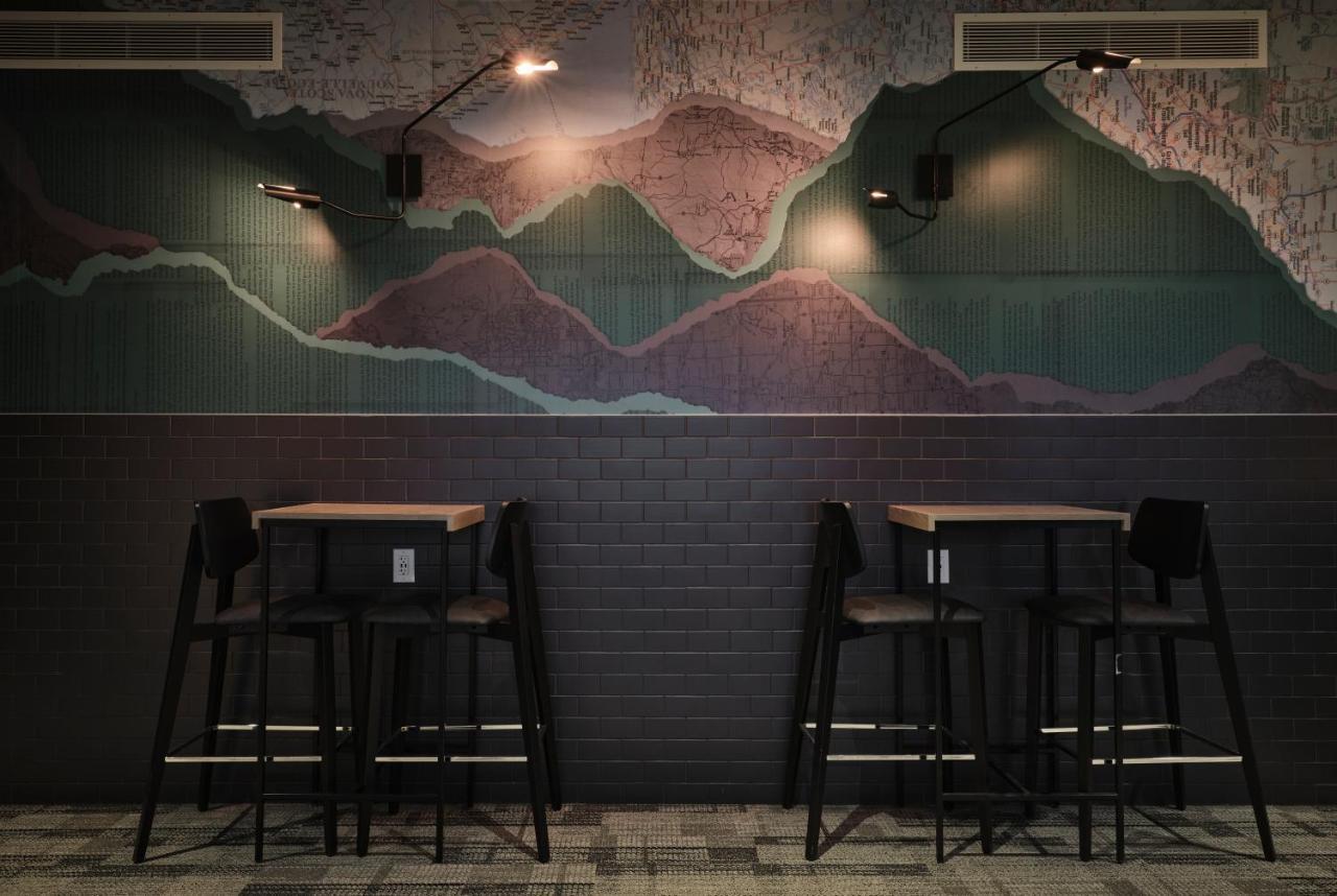 Alt Hotel Calgary University District Εξωτερικό φωτογραφία